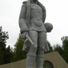 Памятник в валенках. Автор: MOIIBA