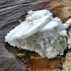 Последний лед на реке. Автор: Igor V. Nelaev