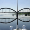 Pont en ligne de болота sur la Волга а Рыбинск, Russie. Автор: jl capdeville