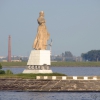 Россия - мать Волги на реке Волга. Автор: bluenose11