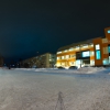 Ночная площадь и школа искусств. Автор: Aleksey Mayer